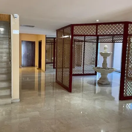 Apartment For 2 With Balcony - Near